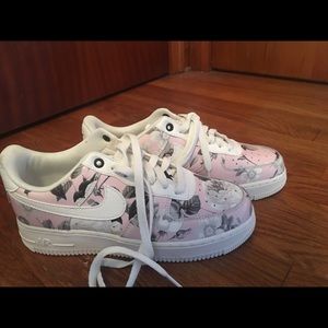 floral nike air force 1